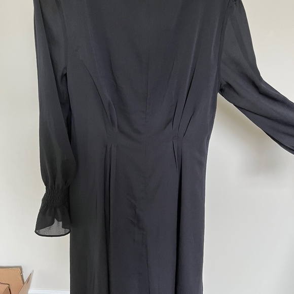 Size 14 Ann Taylor Little Black Dress - Picture 11 of 11